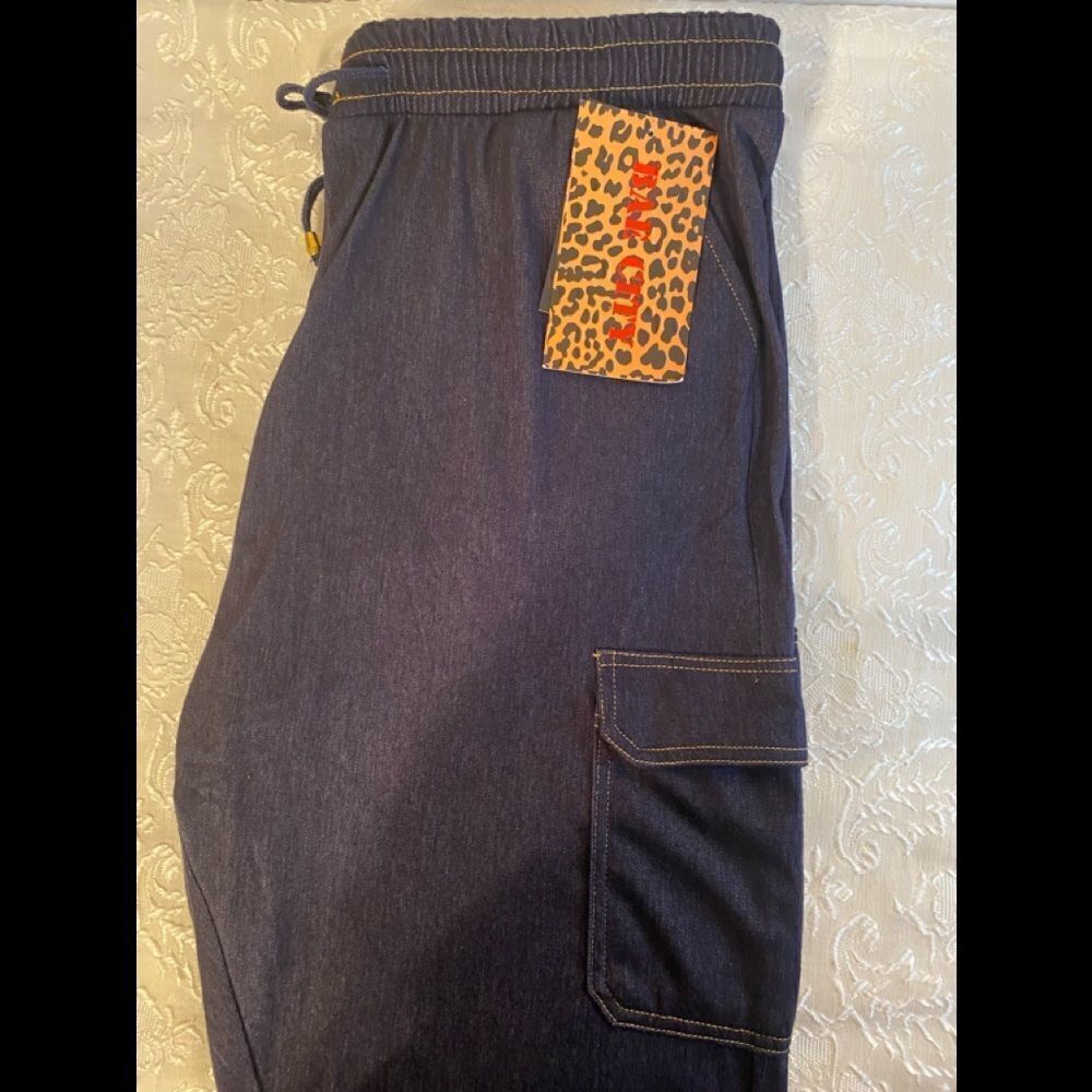🛍Bae City Women’s Size:3X Color Navy drawstring pants - Picture 14 of 14